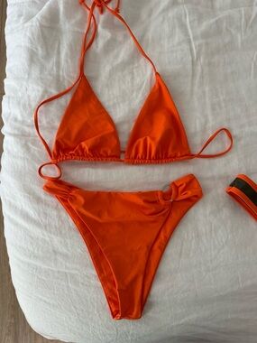 TAN+LINES ORANGE BIKINI